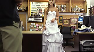 Babe in wedding dress fucked by pawn guy to earn extra money