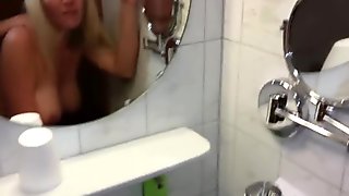 Heisses anal Treiben in der K  che und im Bad